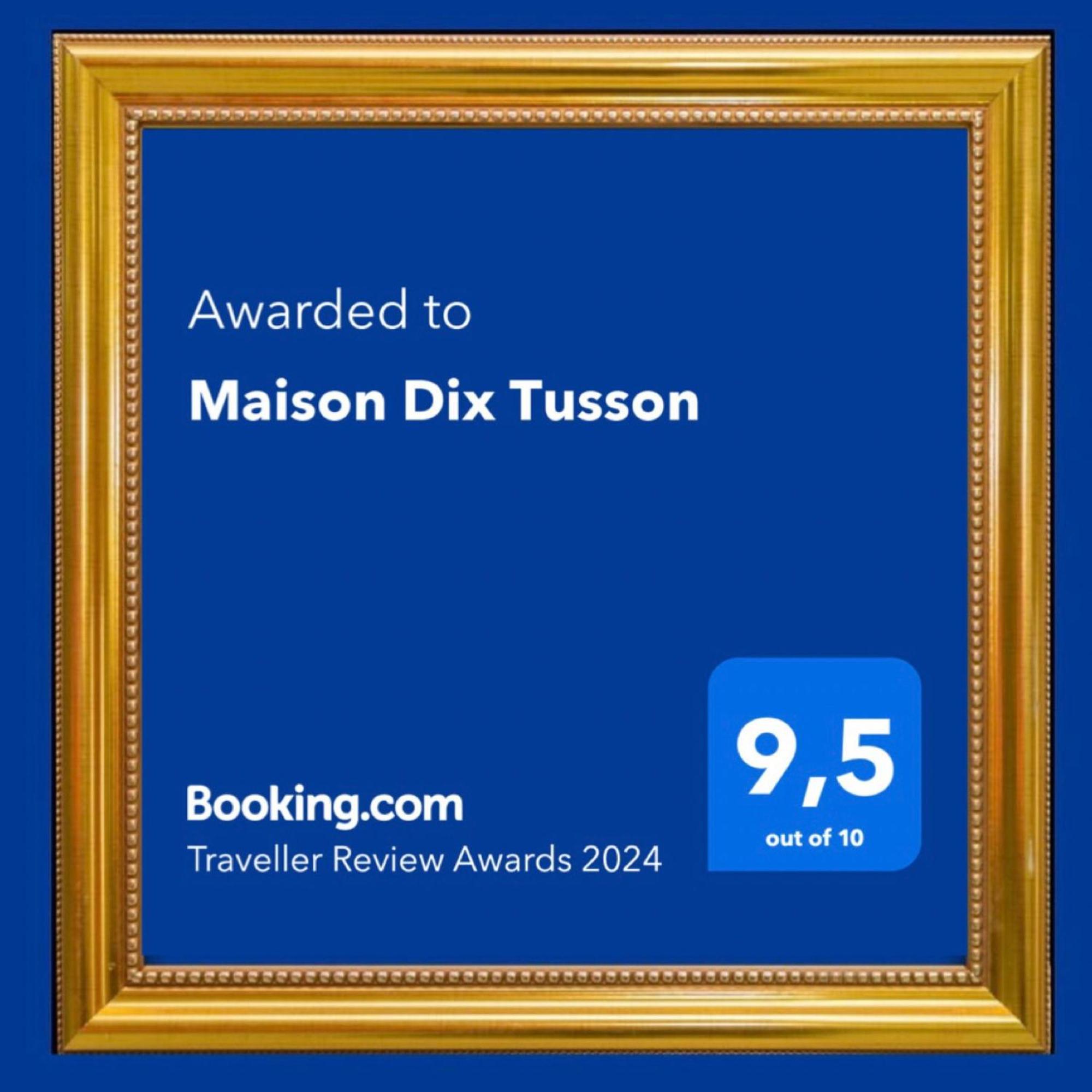 Maison Dix Tusson Kültér fotó